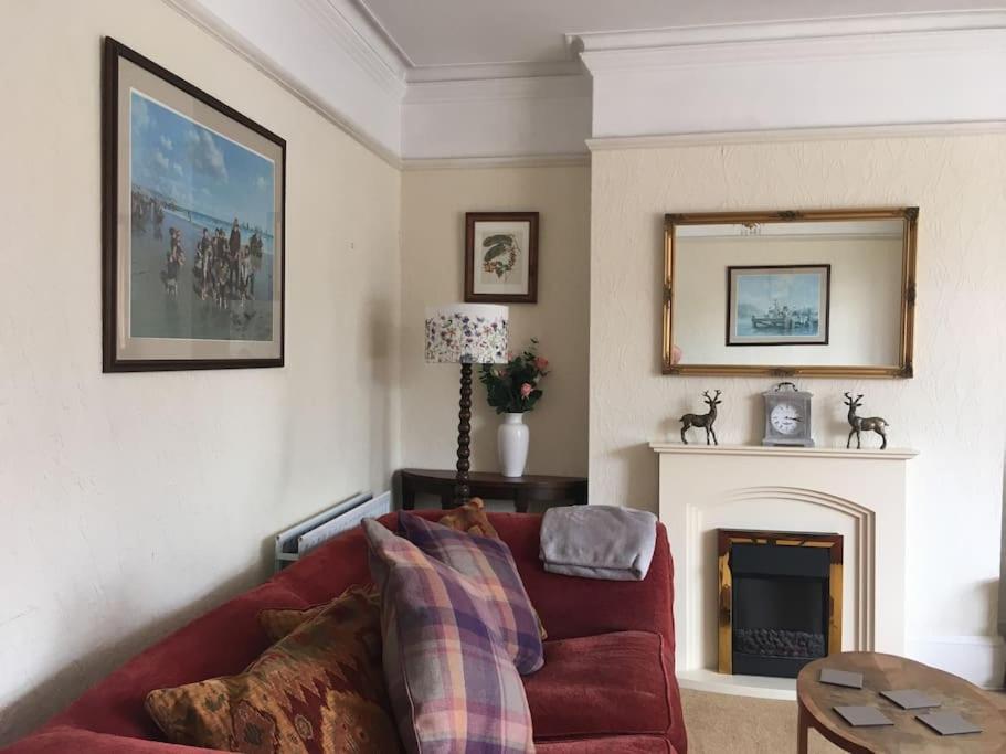 Brook Lodge Garden Flat 스와니지 외부 사진